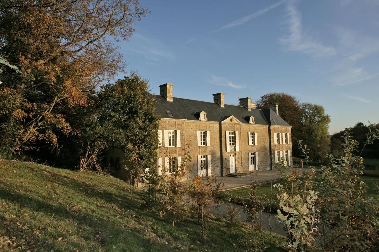 Manoir Du Mesnil De Bas Villa Brehal Bagian luar foto